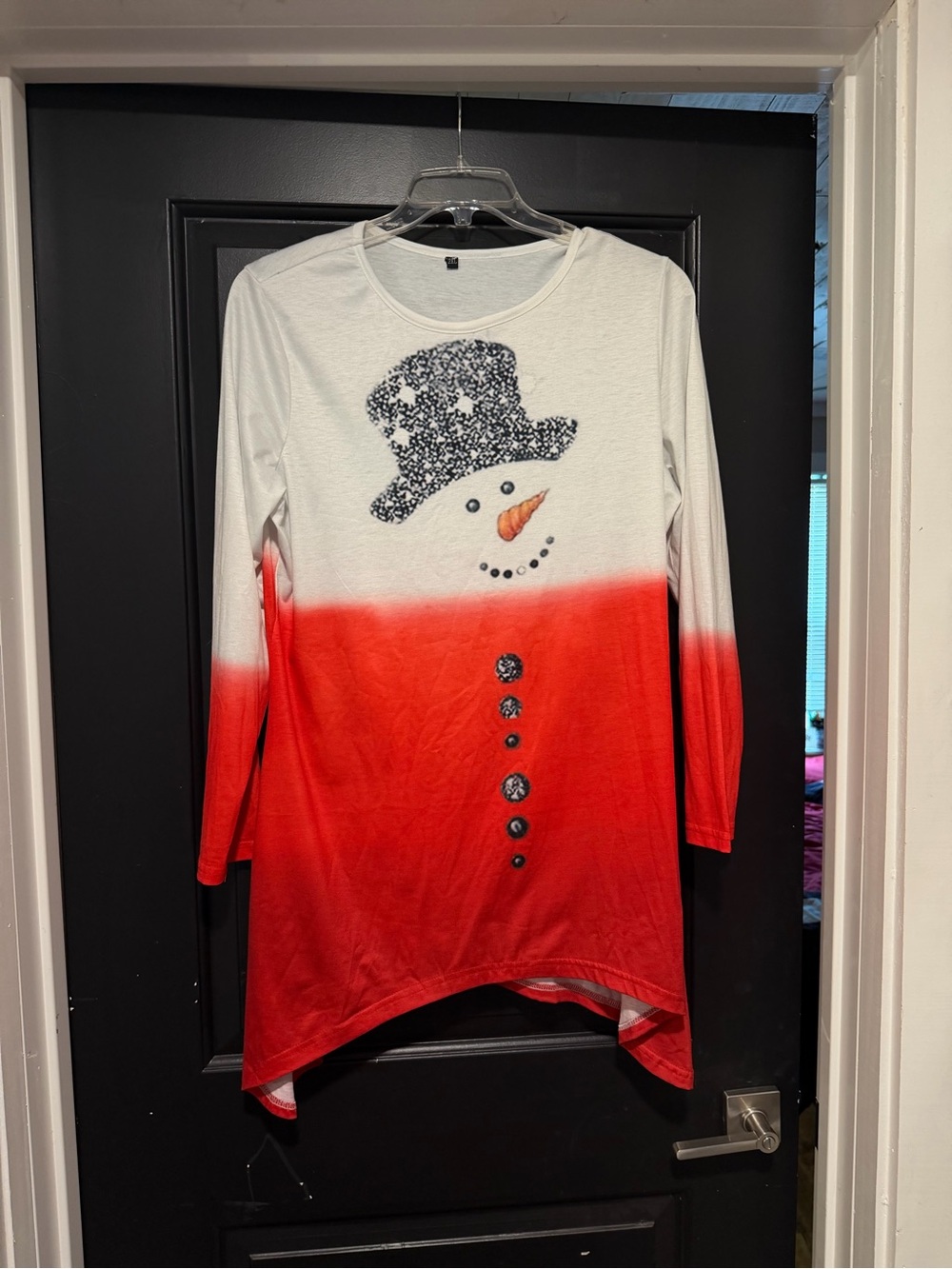 SHEIN White to Red Ombre Snowman Tunic